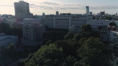 Hava. Başkanlık yönetim binası veya başkanlık ofisi. Kiev, Ukrayna. 4k