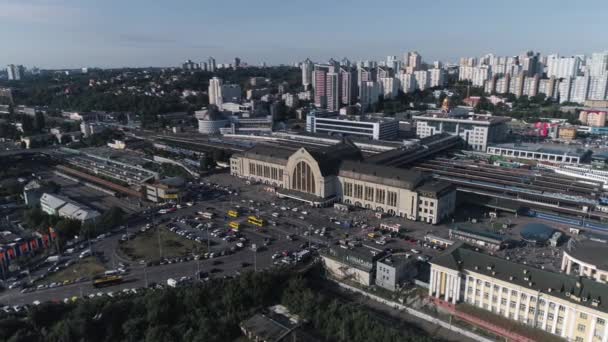 Légi Felvételek Drone Központ Közelében Repül Kijev Kyiv Vasútállomás — Stock videók