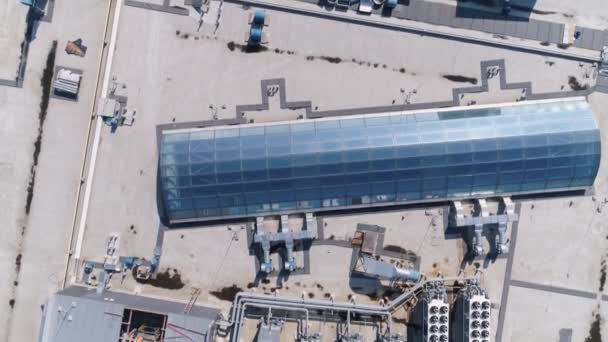 Havadan Görünüm Büyük Alışveriş Merkezinin Çatısında Klima Havalandırma Sistemleri — Stok video