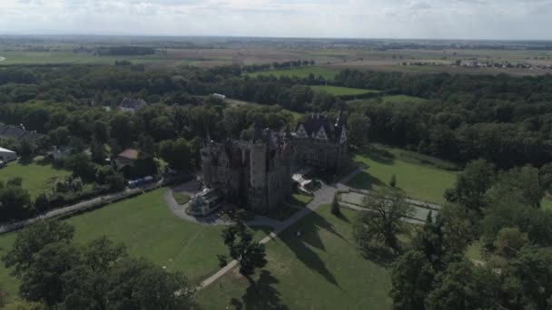 Vista Aérea Castelo Bonito Conto Fadas Moszna Polônia — Vídeo de Stock