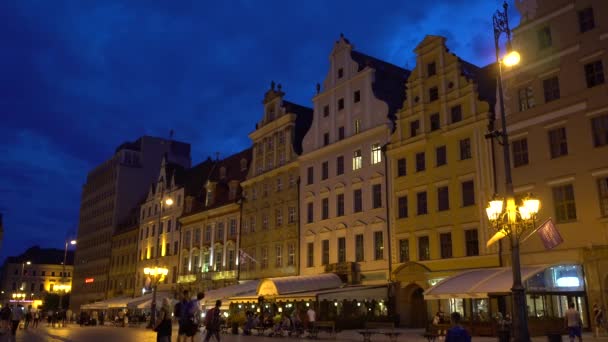 Rynek Staromiejski Wrocławiu Polska Wieczorem — Wideo stockowe