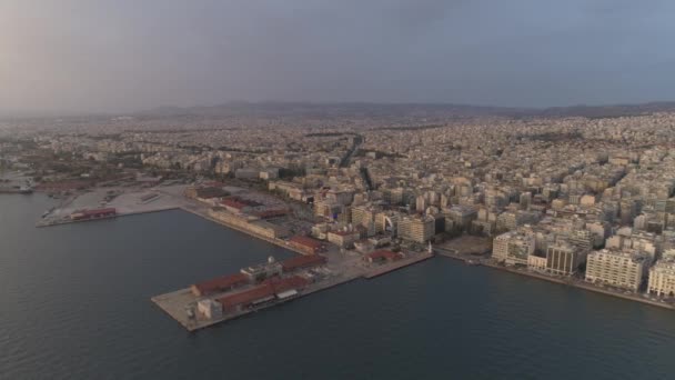 Vista Aérea Ciudad Tesalónica Grecia Puesta Sol — Vídeos de Stock
