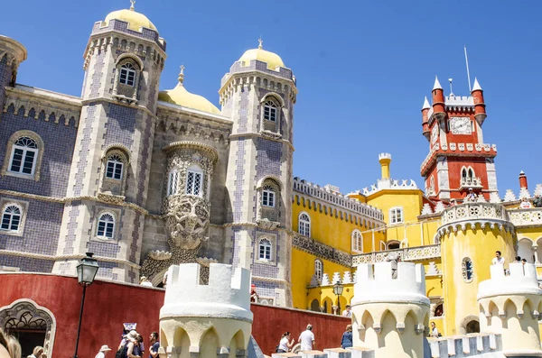 Gyönyörű kilátás, hogy Pena palota Portugáliában — Stock Fotó
