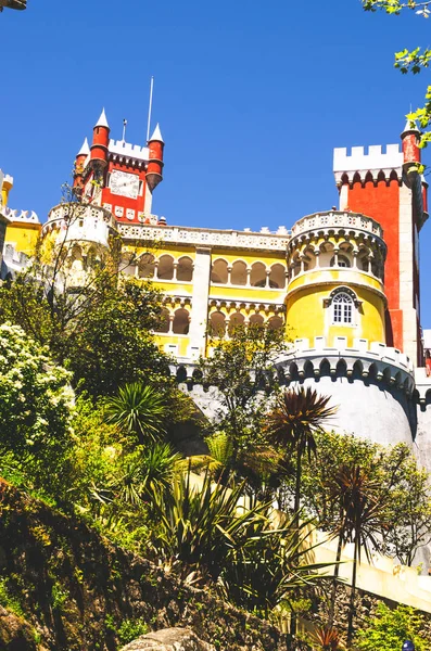 5月 3 2016, シントラ, ポルトガル: ペナ宮殿への美しい景色 — ストック写真