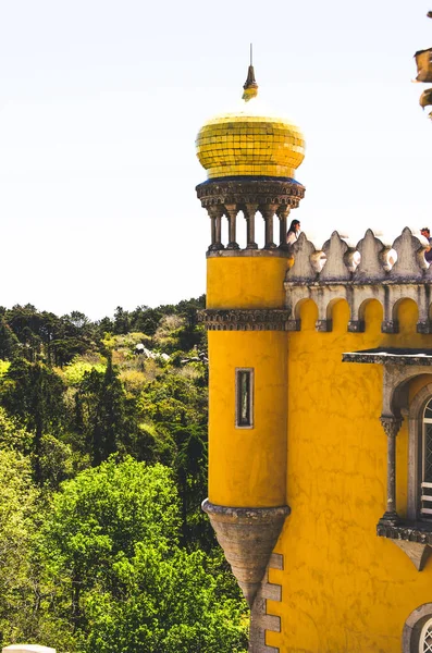 May 3 2016, Sintra, Portugália: gyönyörű kilátás a Pena palotára — Stock Fotó