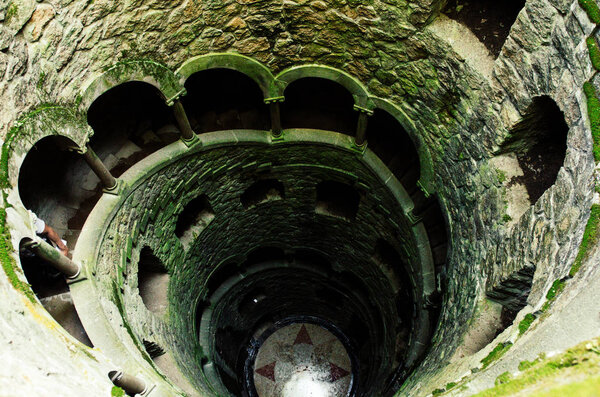 3 мая 2016, СИНТРА, ПОРТУГАЛЬ: Прекрасный вид на Дворец М
