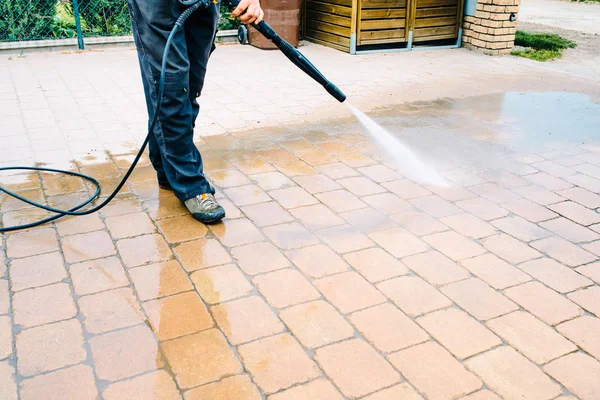 Outdoor Floor Cleaning High Pressure Water Jet Cleaning Concrete Block — Stock Photo, Image