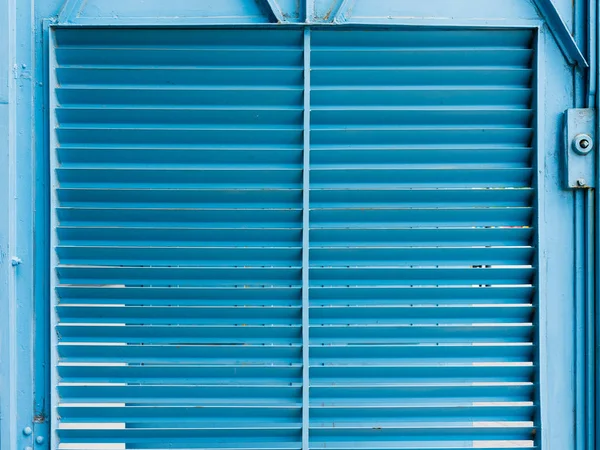 Kovové průmyslové okenice — Stock fotografie