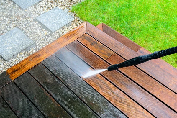 Cleaning Terrace Power Washer High Water Pressure Cleaner Wooden Terrace — Stock Photo, Image