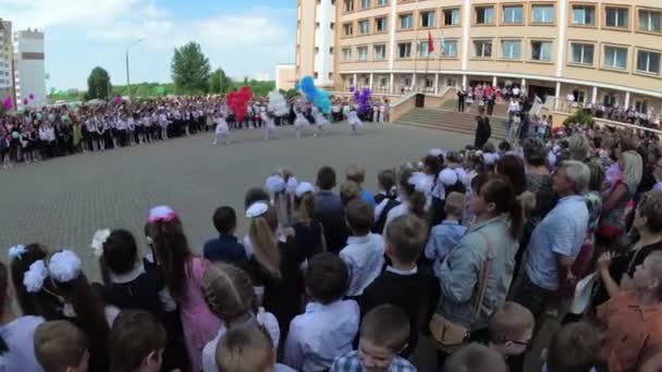 Gomel Belarus Mayıs 2018 Ciddi Okul Satır Öğretim Yılı Sonuna — Stok video