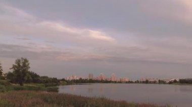 Gomel, Belarus. Zaman sukut. gün batımında şehrin panoramik görünüm.