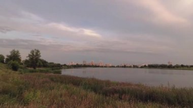 Gomel, Belarus. Zaman sukut. gün batımında şehrin panoramik görünüm.
