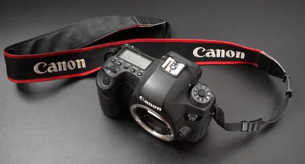 Gomel Belarus July 2018 Canon Camera Black Background — Stock Photo, Image