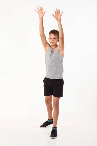 Adolescent Avec Basket Sur Fond Blanc — Photo