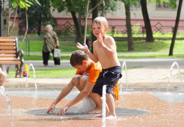Gomel, Beyaz Rusya çocuk Çeşme banyo. Gromyko sonra adlı Meydanı