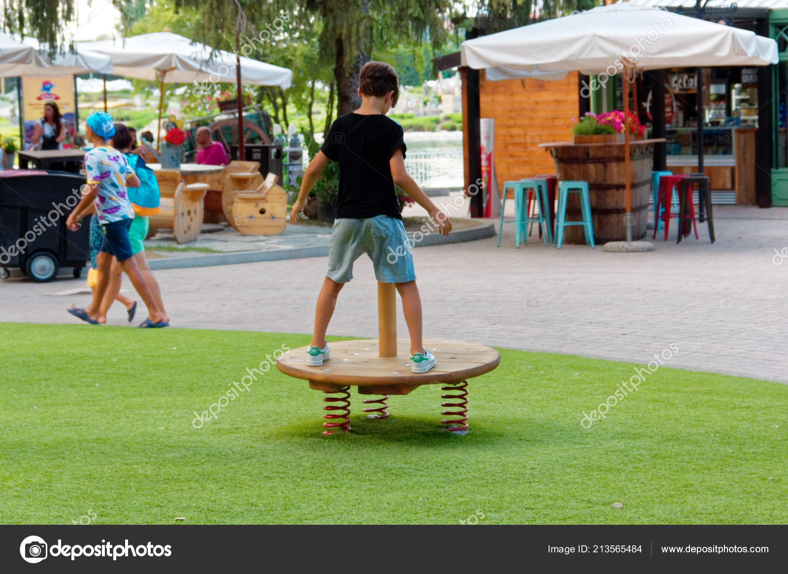 Verona Italy August 2018 Leoland Amusement Park Children Play