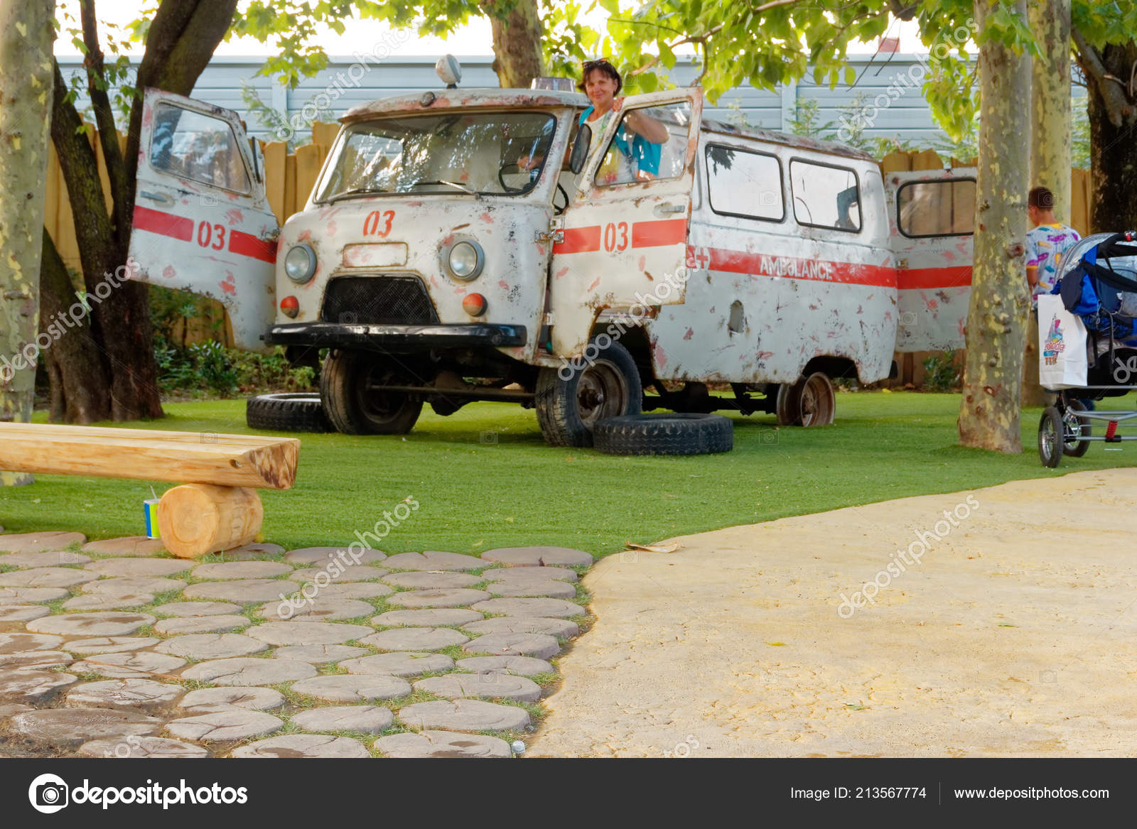 ambulance masha and the bear