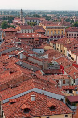 Montagnana, İtalya - 24 Ağustos 2018: Panoramik şehir kalenin kuleden