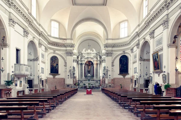 Chioggia, Italia-26 de agosto de 2018: Provincia de Venecia. El interior de la hermosa catedral . — Foto de Stock