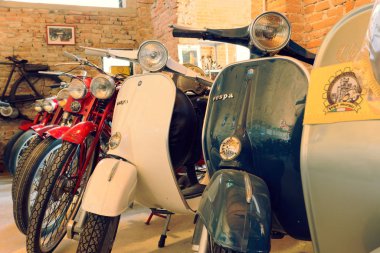 Montagnana, İtalya 27 Ağustos 2018 Vintage koleksiyonu retro motosikletler
