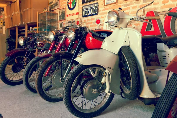 Montagnana Italien Augusti 2018 Vintage Collection Retro Motorcyklar — Stockfoto