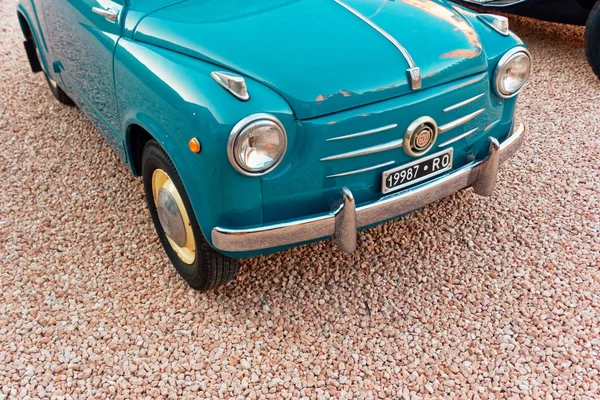 Montagnana, Italy August 27, 2018: Retro car Fiat 600 1955 release. — Stock Photo, Image