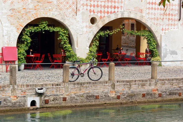 Treviso Włochy Sierpień 2018 Łukowe Struktur Starych Budynków Miasta — Zdjęcie stockowe