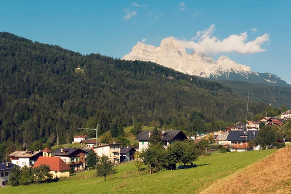 Beluno Italia Agosto 2018 Pueblo Montaña Cortina Ampezzo — Foto de Stock