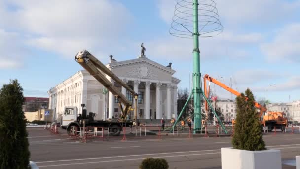 Gomel Bélaro Noviembre 2018 Instalación Árbol Año Nuevo Plaza Lenin — Vídeo de stock