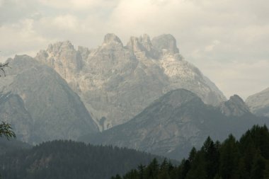 Misurina Dağı yakınlarındaki güzel Dolomite Dağları
