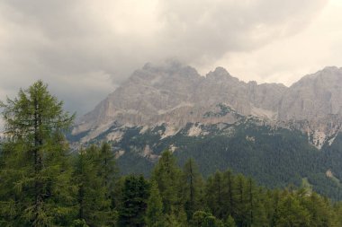 Misurina Dağı yakınlarındaki güzel Dolomite Dağları