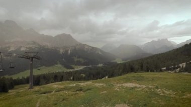 Misurina Dağı yakınlarındaki güzel Dolomite Dağları.