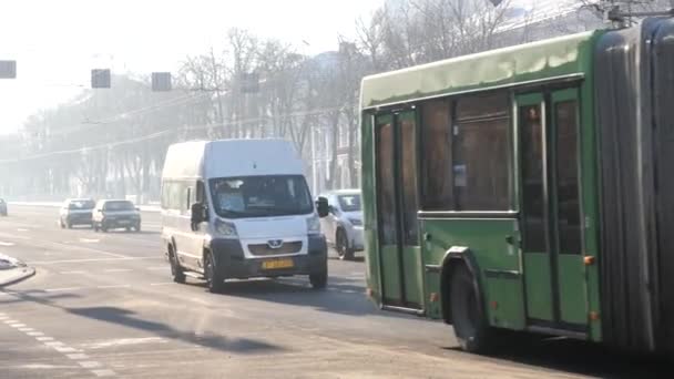 Homel Wit Rusland November 2018 Verkeer Verkeer Sovetskaya Straat Winter — Stockvideo