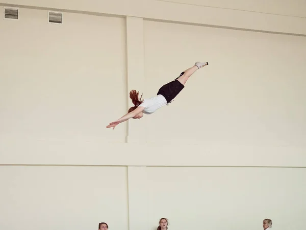 Gomel Weißrussland November 2018 Training Und Athleten Auf Dem Trampolin — Stockfoto