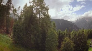Auronzo di Cadore, İtalya: yaz aylarında dağ Asansör.