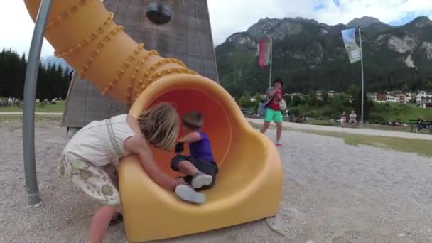 August 2018 Auronzo Cadore Italy Summer Attraction Children Playground — Stock Video