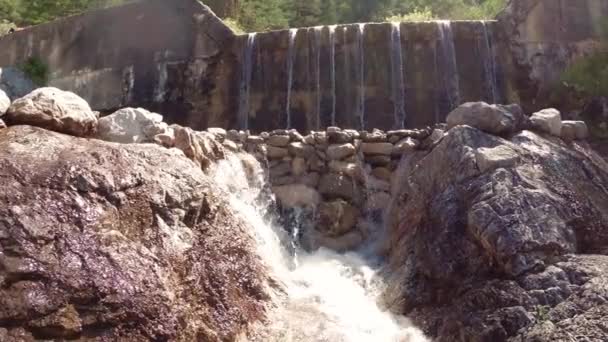 Arroyo Montaña Sobre Las Piedras Naturaleza — Vídeos de Stock