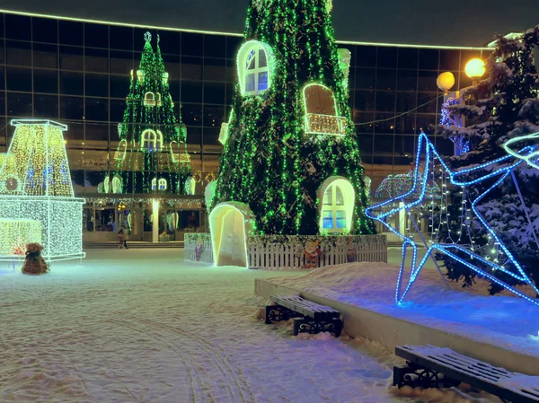 Gomel Weißrussland Januar 2019 Silvesterbeleuchtung Eispalast — Stockfoto