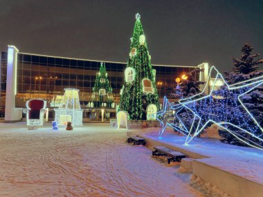 Gomel, Belarus - 9 Ocak 2019: yeni yıl aydınlatma Buz Sarayı'nda