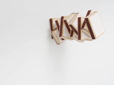 Güvenlik üzerinde beyaz izole maçlar