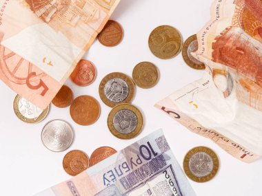 Gomel, Belarus - 25 Ocak 2019: Belarus para sembolleri beyaz arka planda 5