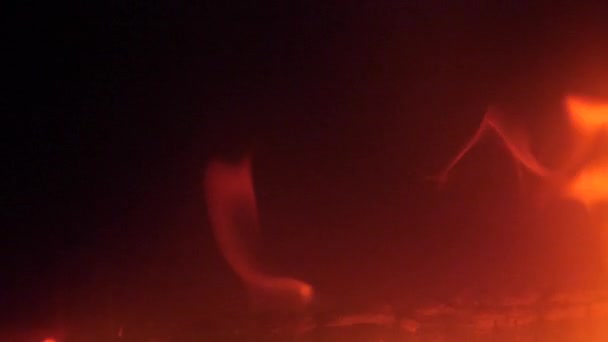 Chamas Vermelhas Madeira Natural Otgryaschih Pela Lareira — Vídeo de Stock