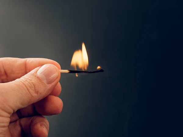 Burning Sulfur Bovines Hand Black Background — Stock Photo, Image