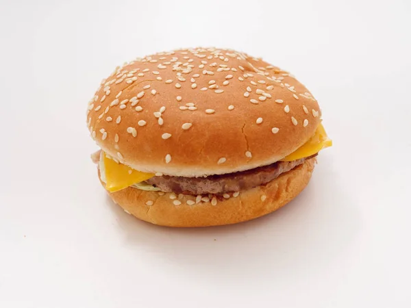 Hambúrguer Simples Isolado Fundo Branco — Fotografia de Stock