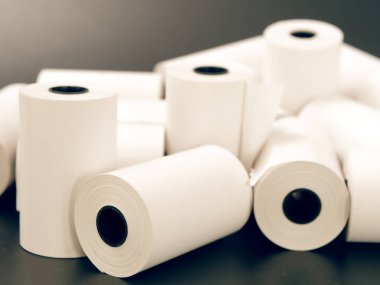 nakit 5 siyah bir zemin üzerine beyaz kağıt kaseti