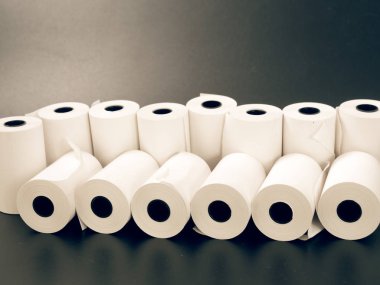 nakit 5 siyah bir zemin üzerine beyaz kağıt kaseti