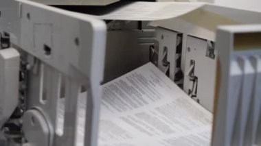Modern dijital yazıcıda bir kopya merkezinin ayrıntılarını