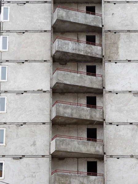 Rezidenční nový domov. Nová budova. vícepodlažní bytový komplex. — Stock fotografie