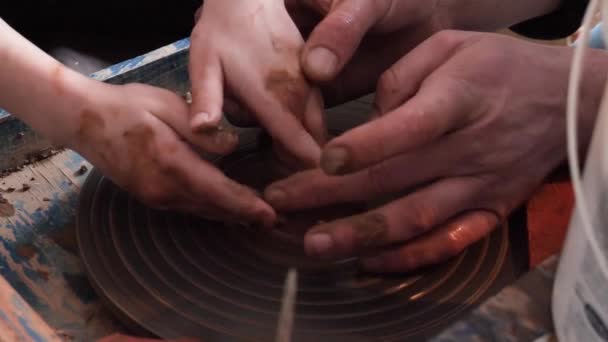 陶器のマスター クラス ろくろや手 — ストック動画