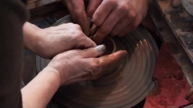 çanak çömlek master class. Potter's tekerlek ve eller